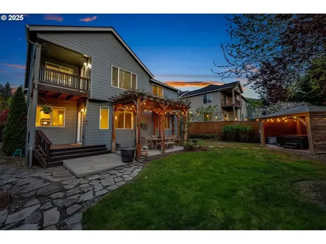 2427 NW Maryland Street Camas WA 98607