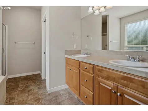 6344 NE Meadowgate Court Hillsboro OR 97124