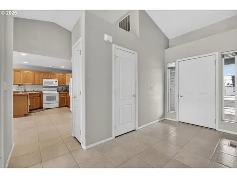 2410 E N Avenue La Grande OR 97850