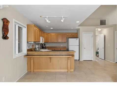 2410 E N Avenue La Grande OR 97850