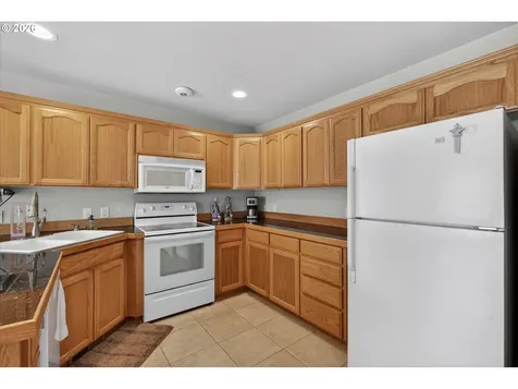 2410 E N Avenue La Grande OR 97850