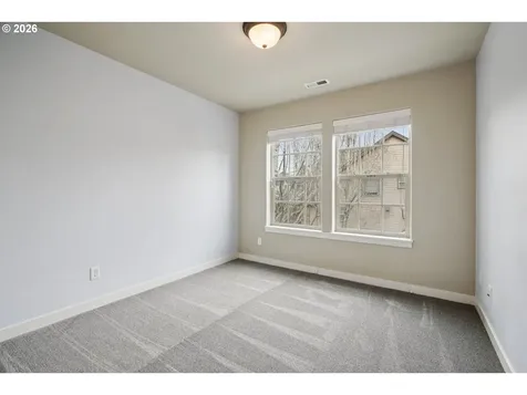 6058 NE Whitewood Drive Hillsboro OR 97124
