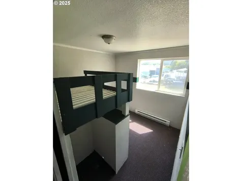 225 Corona Loop Road Roseburg OR 97471