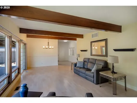 1082 Alberta Avenue E Monmouth OR 97361