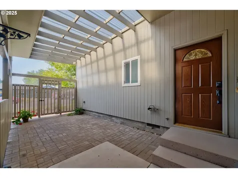 1082 Alberta Avenue E Monmouth OR 97361