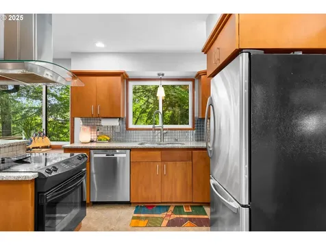 5220 SW Shattuck Road Portland OR 97221