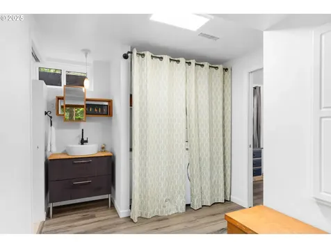 5220 SW Shattuck Road Portland OR 97221