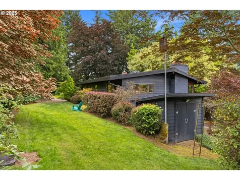 5220 SW Shattuck Road Portland OR 97221