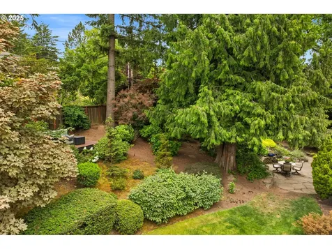 5220 SW Shattuck Road Portland OR 97221