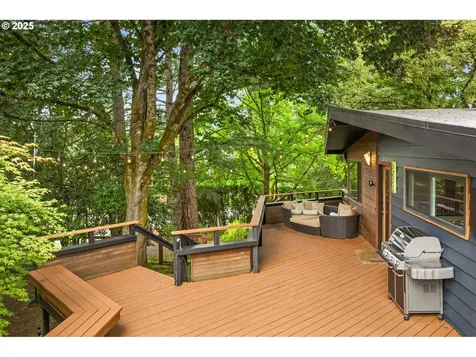 5220 SW Shattuck Road Portland OR 97221