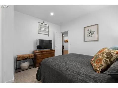 515 SE Segoviano Court Madras OR 97741