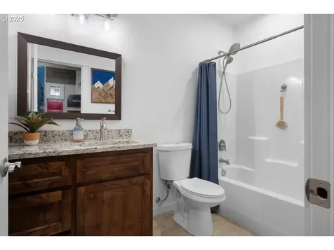 515 SE Segoviano Court Madras OR 97741