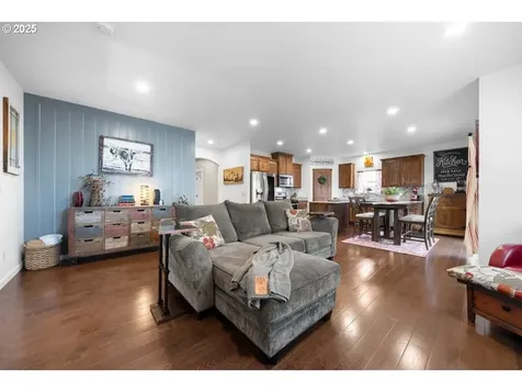 515 SE Segoviano Court Madras OR 97741