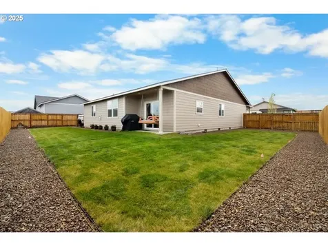 515 SE Segoviano Court Madras OR 97741