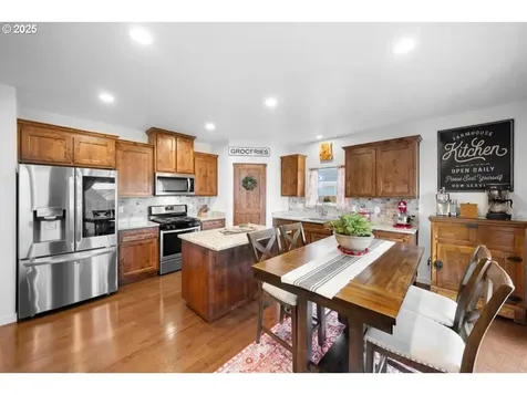 515 SE Segoviano Court Madras OR 97741