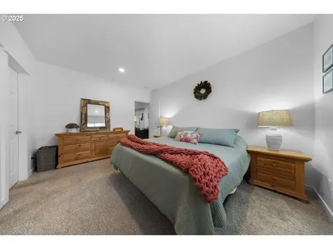 515 SE Segoviano Court Madras OR 97741