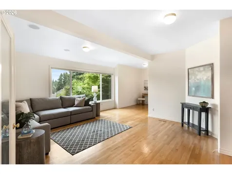 4321 SW Terlyn Court Portland OR 97221