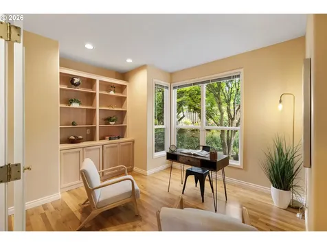 4321 SW Terlyn Court Portland OR 97221