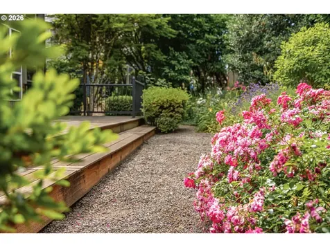 4321 SW Terlyn Court Portland OR 97221