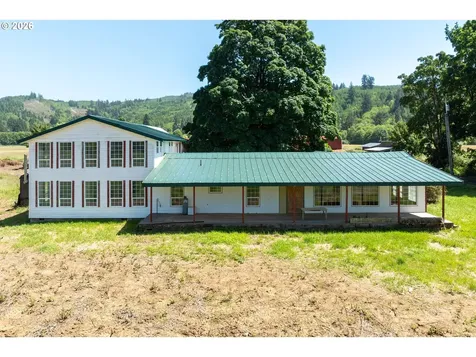 57 Covered Bridge Road Grays River WA 98621