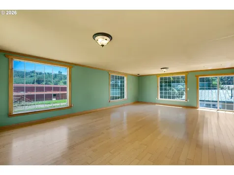 57 Covered Bridge Road Grays River WA 98621