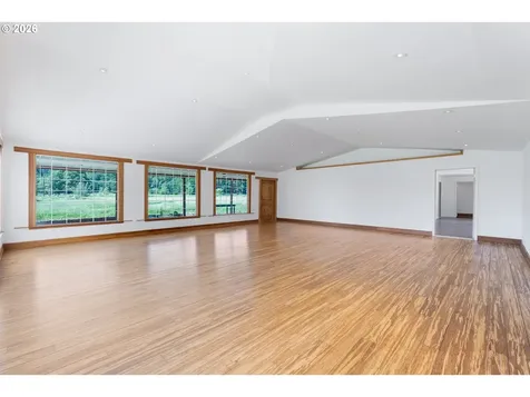 57 Covered Bridge Road Grays River WA 98621