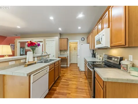 21795 NE Larkspur Lane Fairview OR 97024