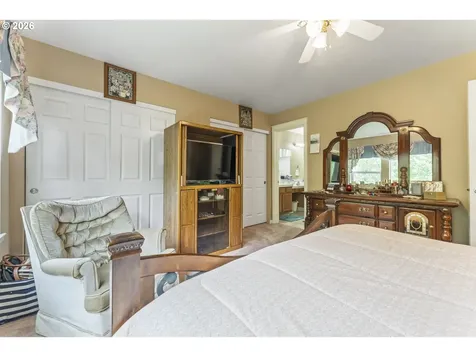 21795 NE Larkspur Lane Fairview OR 97024