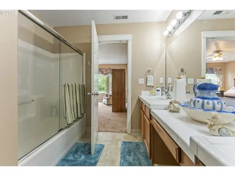 21795 NE Larkspur Lane Fairview OR 97024