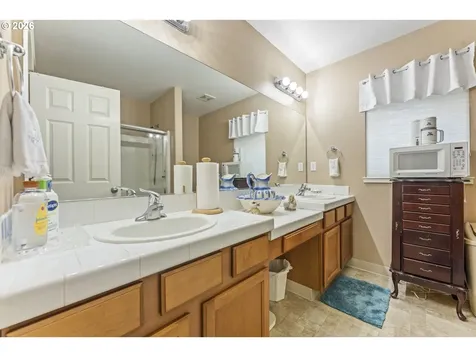 21795 NE Larkspur Lane Fairview OR 97024