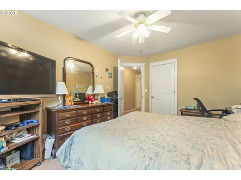 21795 NE Larkspur Lane Fairview OR 97024