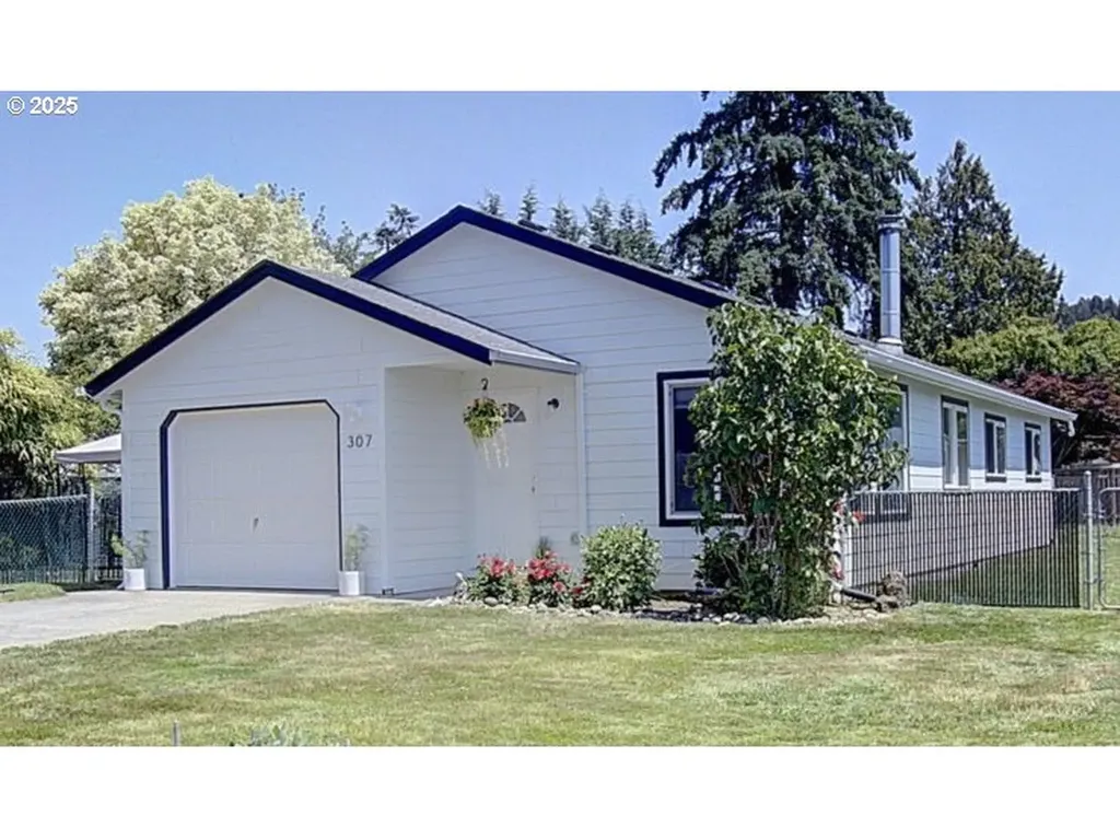 307 NE Clark Avenue Battle Ground WA 98604