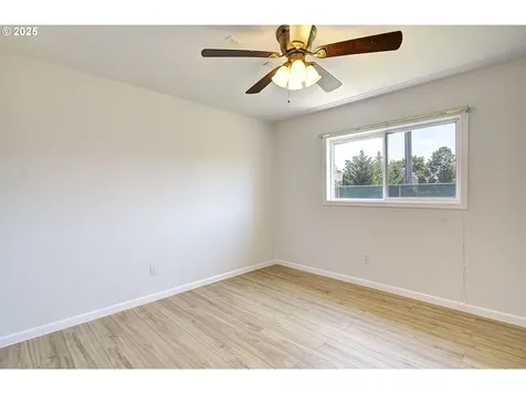 307 NE Clark Avenue Battle Ground WA 98604