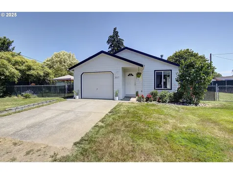 307 NE Clark Avenue Battle Ground WA 98604