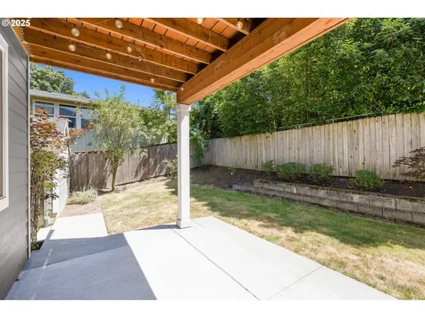 3242 SW Vermont Street Portland OR 97219
