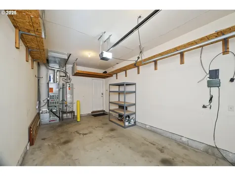 6737 NE Oregon Street Portland OR 97213