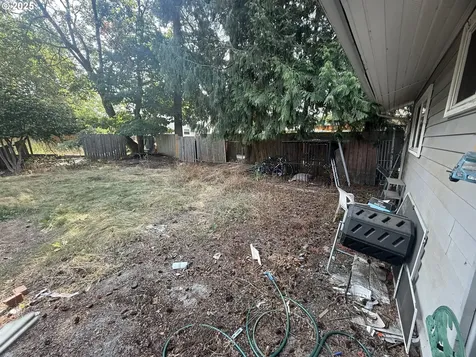 2126 SE 162nd Avenue Portland OR 97233