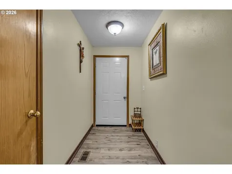 1320 NE 19th Street Mcminnville OR 97128