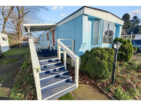 2300 SE 82nd Avenue Portland OR 97216