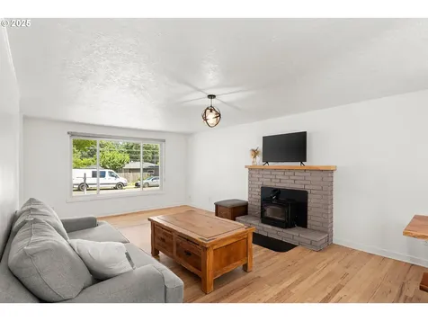 4343 Fir Dell Drive SE Salem OR 97302