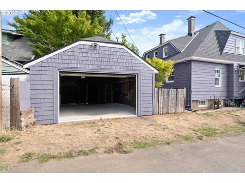 308/310 E 22nd Street Vancouver WA 98663