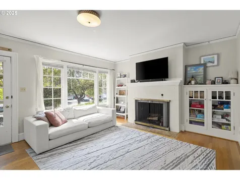 308/310 E 22nd Street Vancouver WA 98663