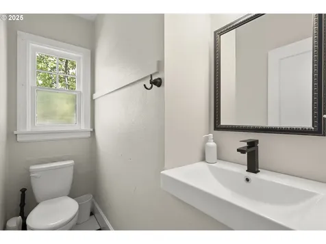 308/310 E 22nd Street Vancouver WA 98663