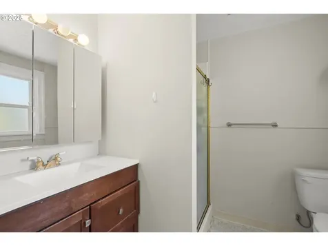 308/310 E 22nd Street Vancouver WA 98663