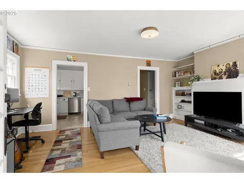 308/310 E 22nd Street Vancouver WA 98663
