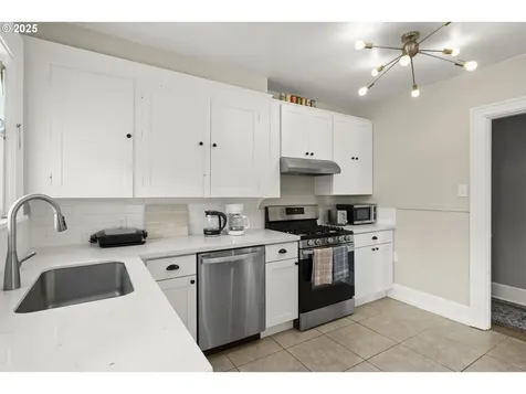 308/310 E 22nd Street Vancouver WA 98663