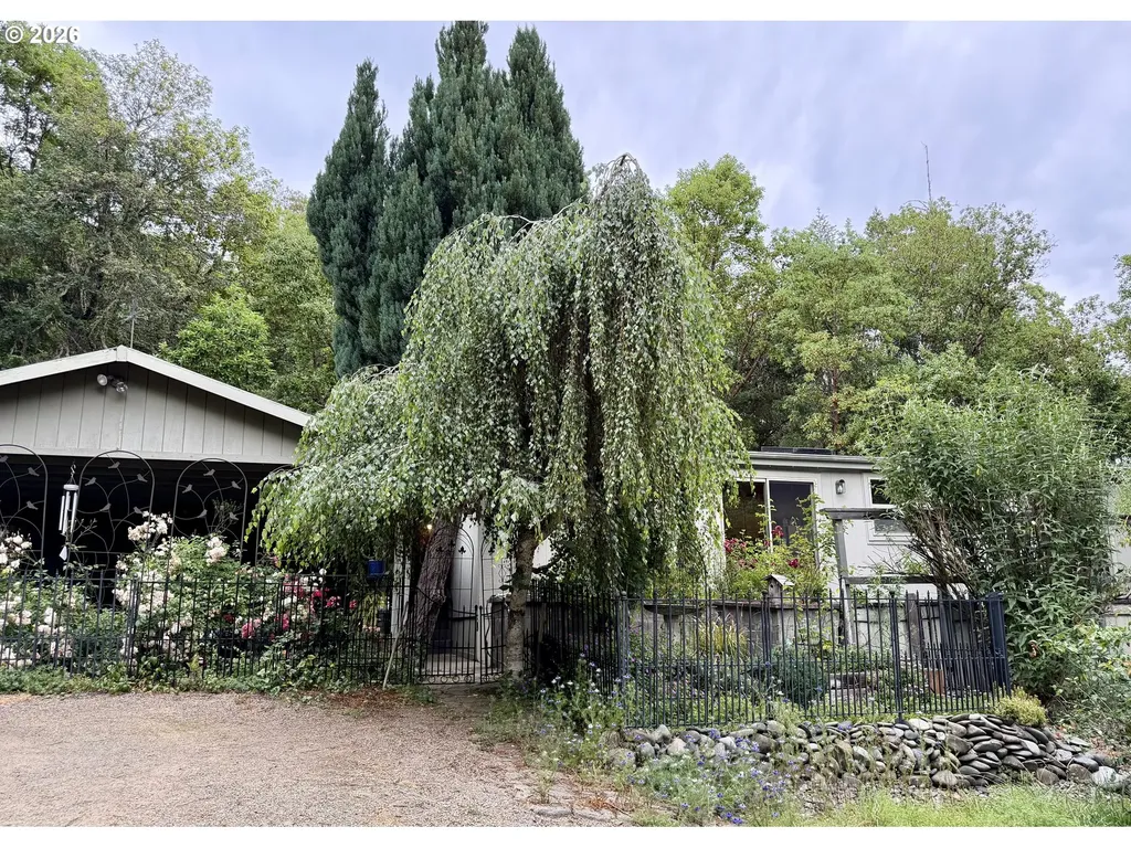 1166 Clarks Branch Road Myrtle Creek OR 97457