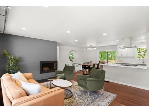 7785 SW Landau Street Portland OR 97223