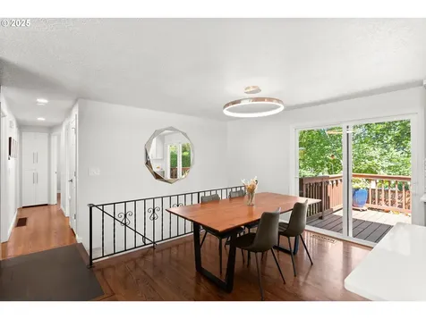 7785 SW Landau Street Portland OR 97223