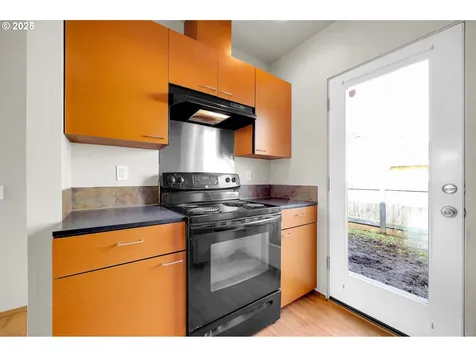 2015 2nd Street Springfield OR 97477